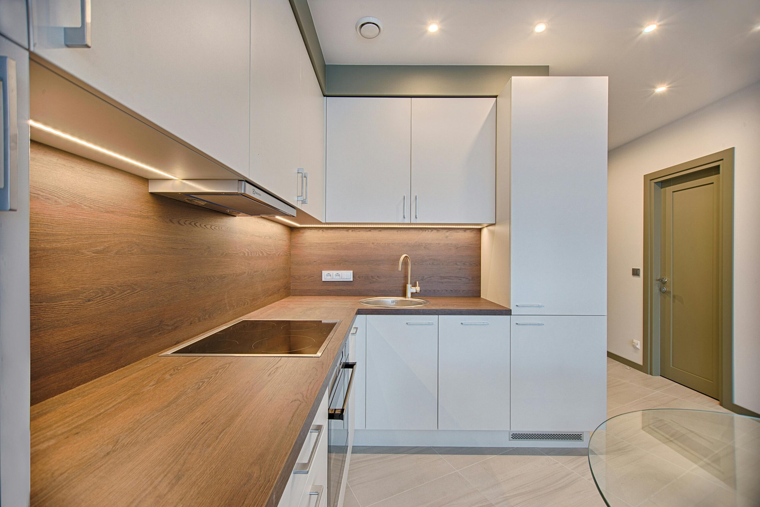 Understanding the Process of Custom Cabinetry Creation