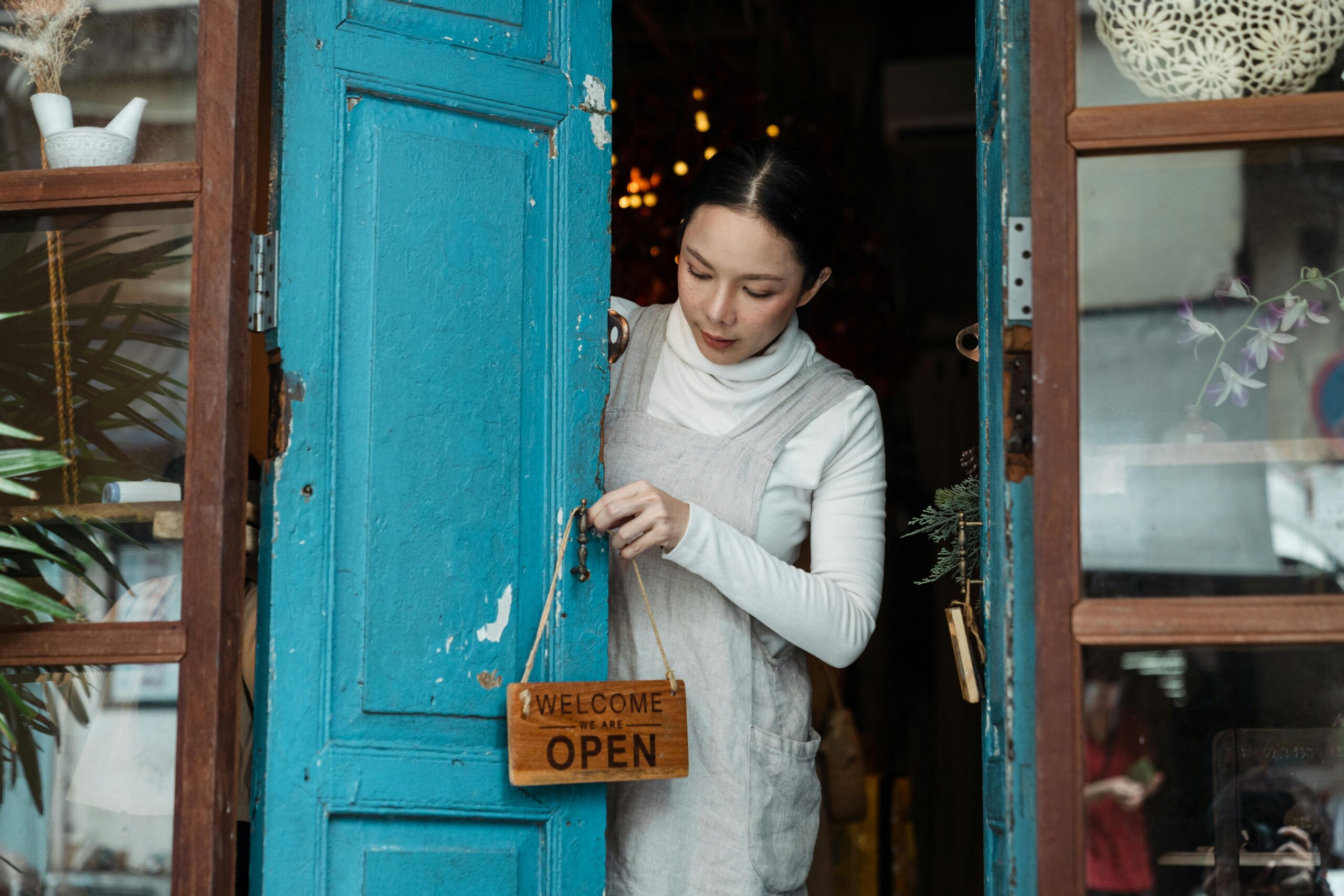 Custom Signage for Your Business: Tips for Effective Signage