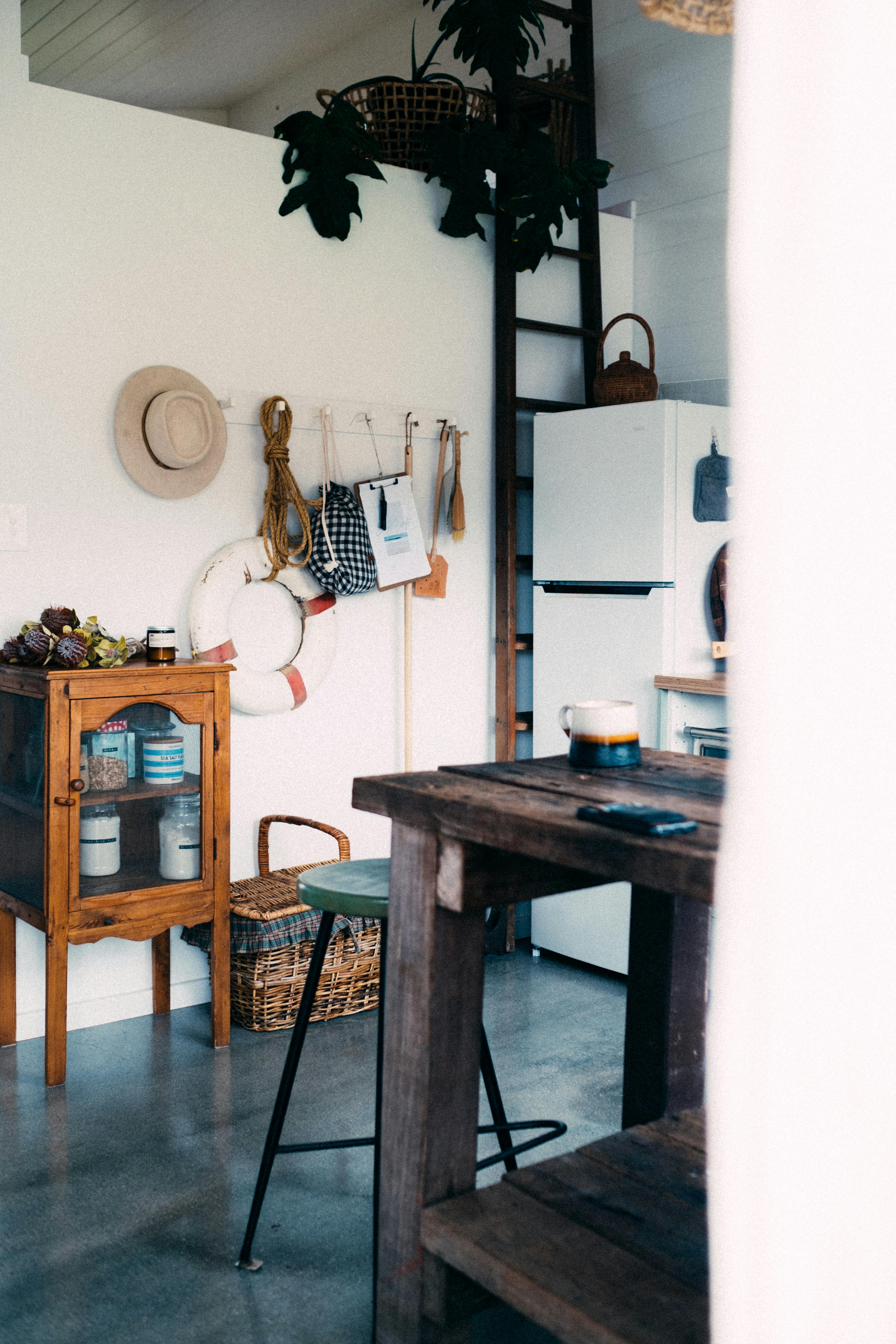 Custom Cabinets for Country Homes: Design Tips & Ideas